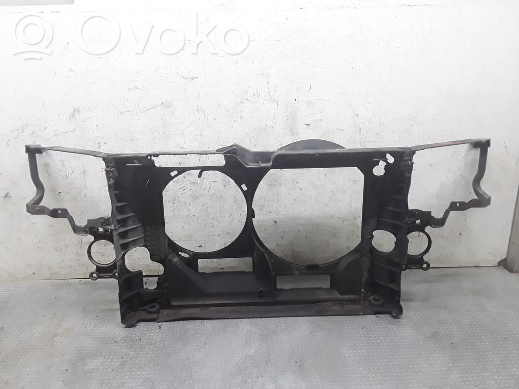 Audi A8 S8 D2 4D Radiatoru panelis 
