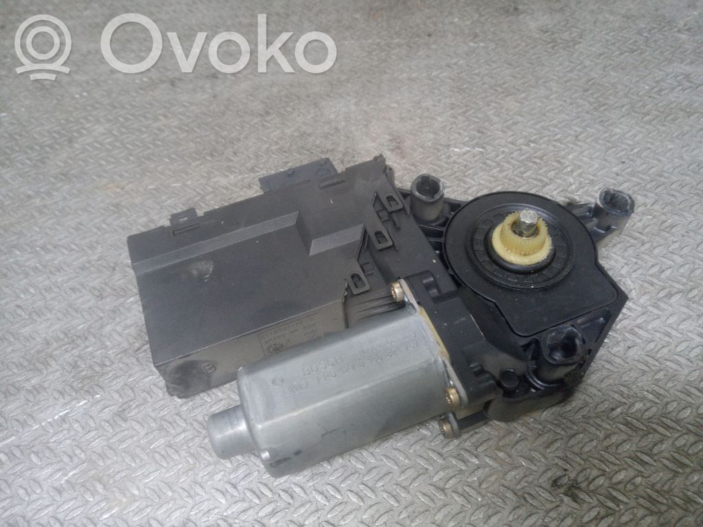 Peugeot 307 Motor macara geam ușă față 