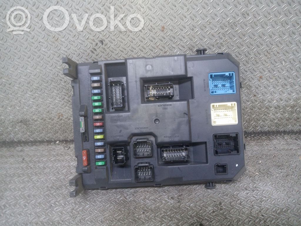 Citroen C2 Fuse module 