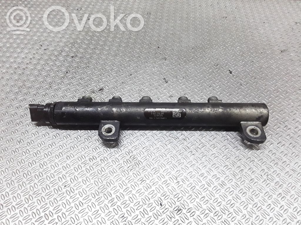 Opel Zafira B Rampă alimentare injectoare 