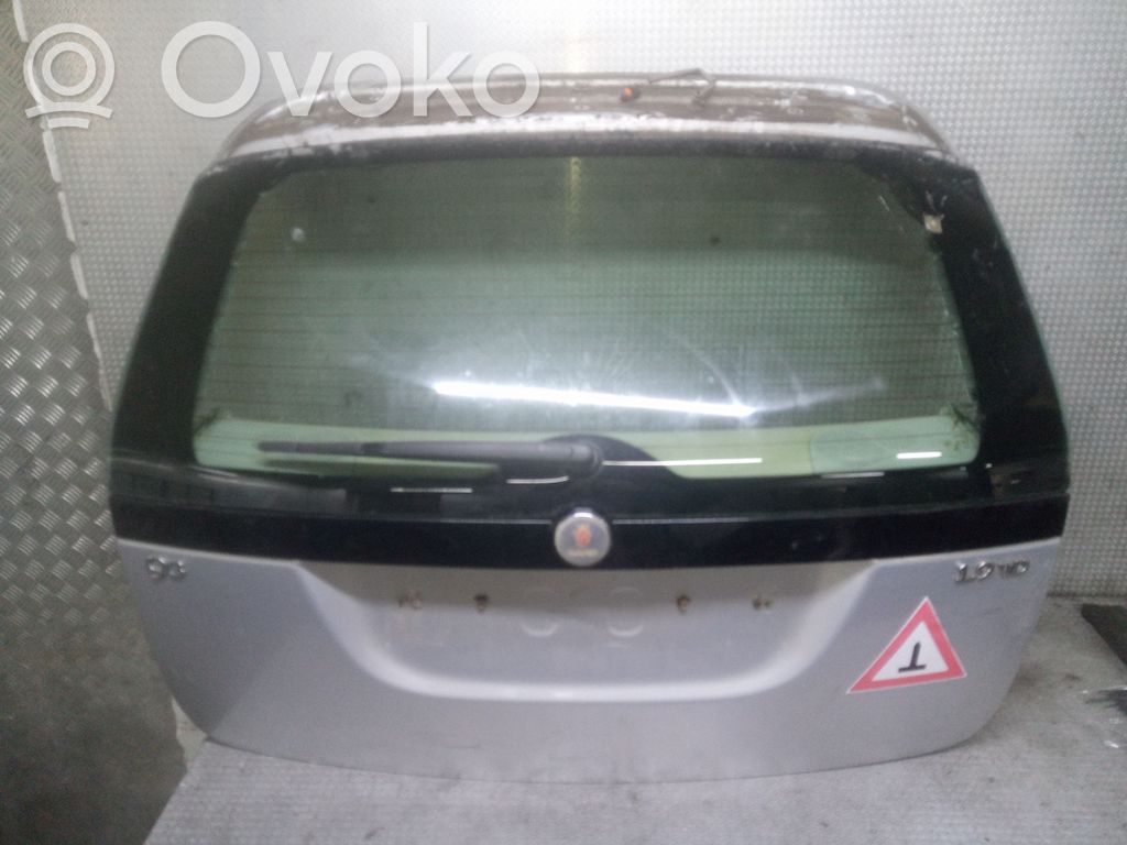 Tailgate/trunk/boot lid