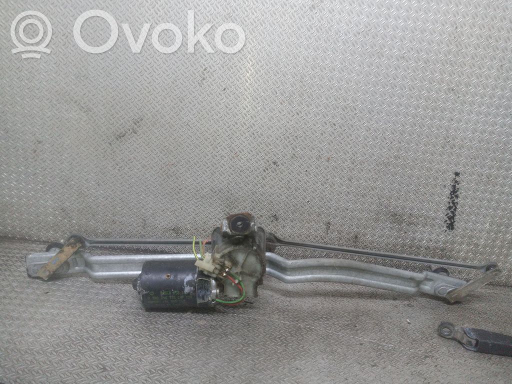 Volkswagen Golf II Mechanizm i silniczek wycieraczek szyby przedniej / czołowej 