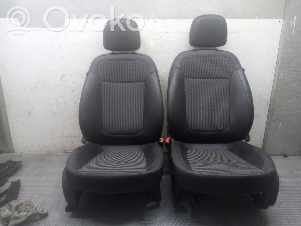 Interior set