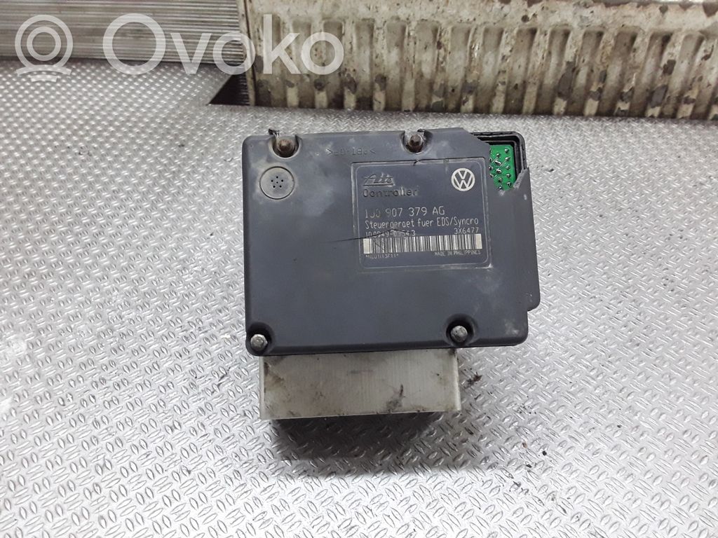 Volkswagen Golf IV Bomba de ABS 