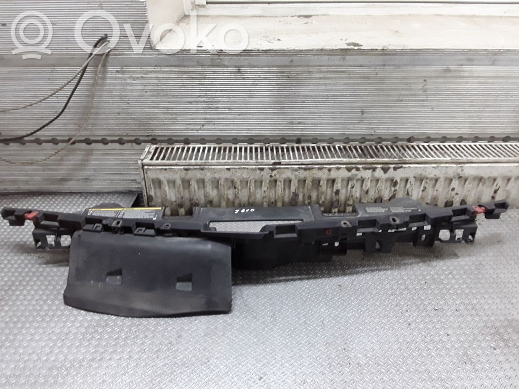 Opel Insignia A Etupuskurin kannake 