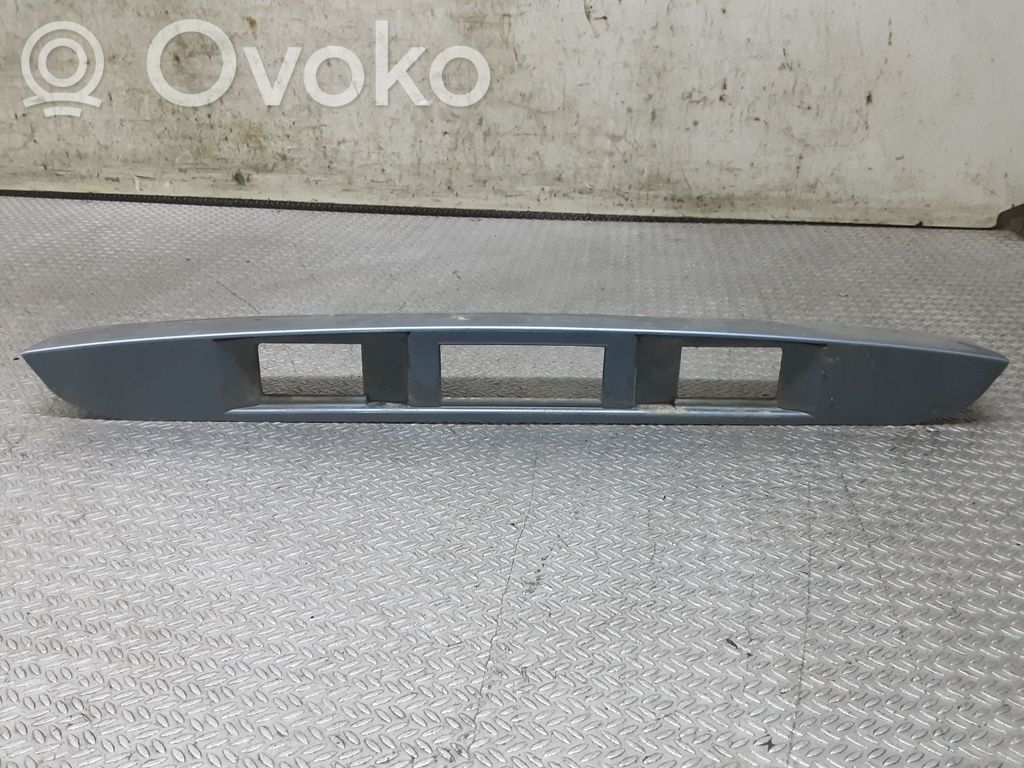 Mazda 2 Éclairage de plaque d'immatriculation 