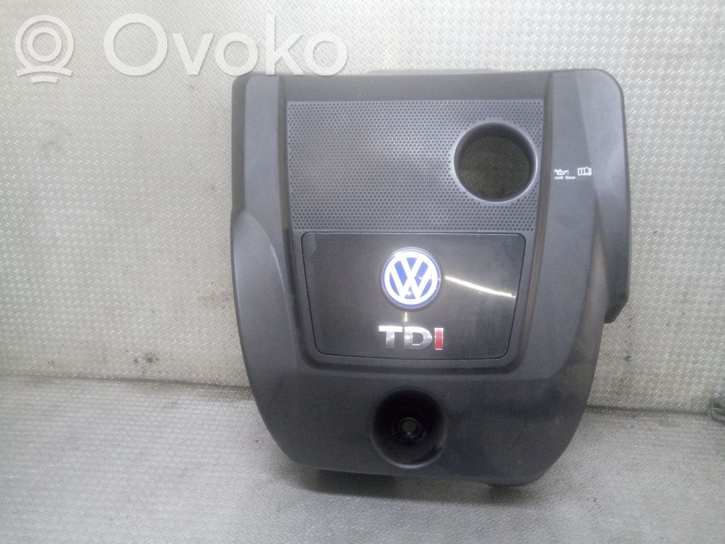 Engine cover (trim)   01331672