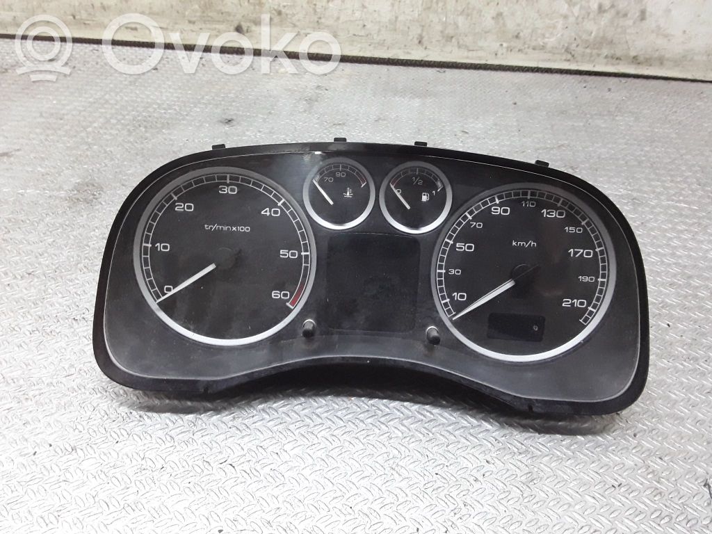 Peugeot 307 Nopeusmittari (mittaristo) 