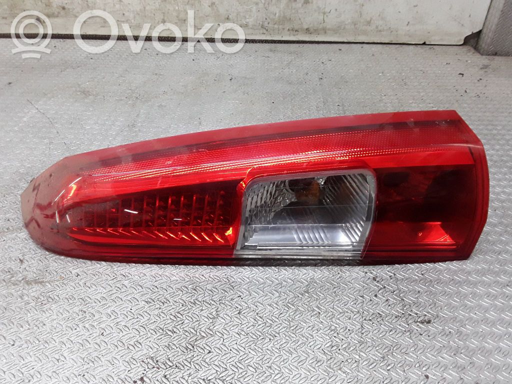 Volvo V70 Feux arrière / postérieurs 