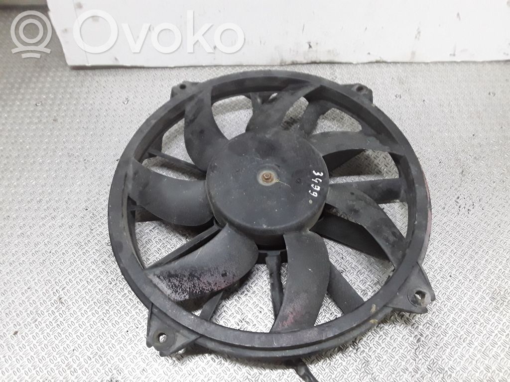 Citroen C4 I Elektrisks radiatoru ventilators 
