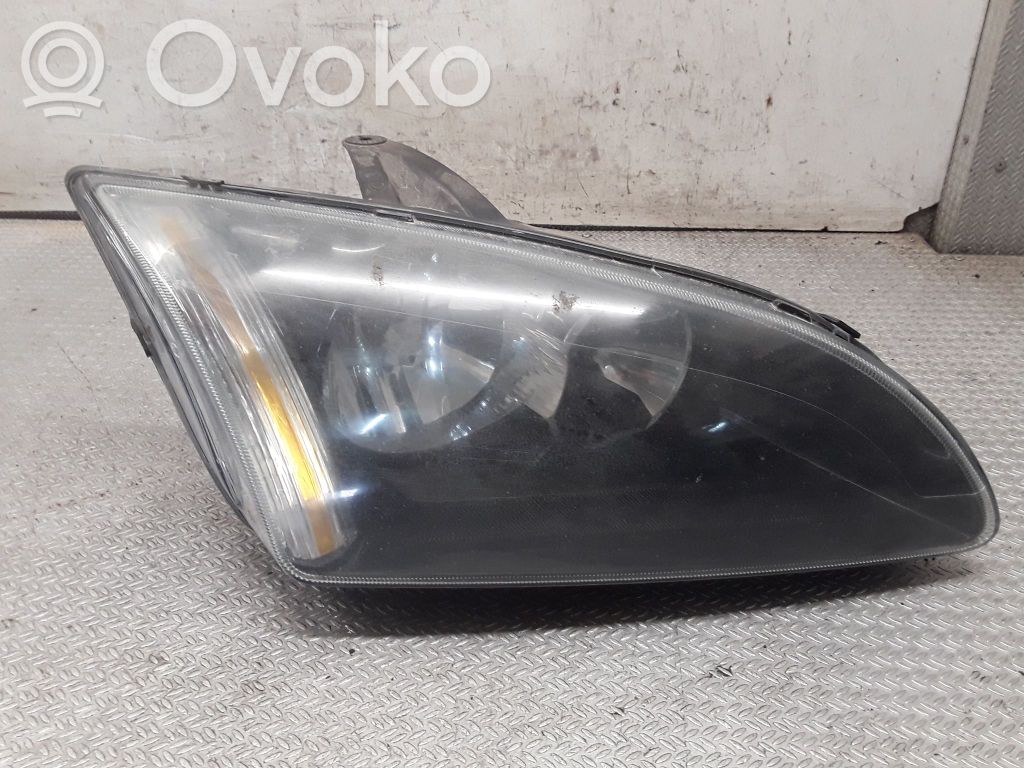 Ford Focus Scheinwerfer 