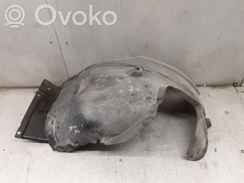 Etupyörän sisälokasuojat   51717059377