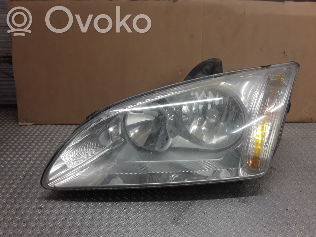 Ford Focus Headlight/headlamp 