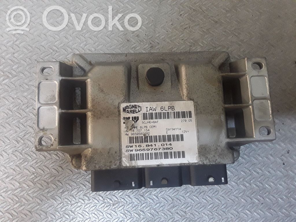 Peugeot 407 Engine control unit/module 