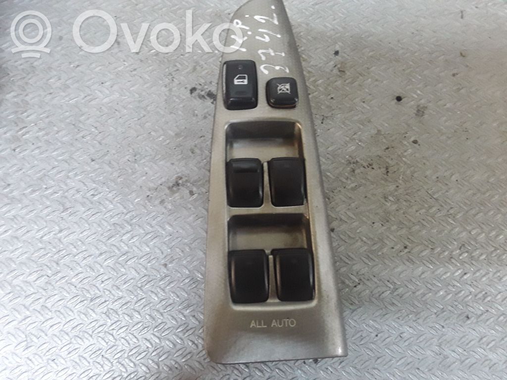 Toyota Corolla Verso E121 Electric window control switch 