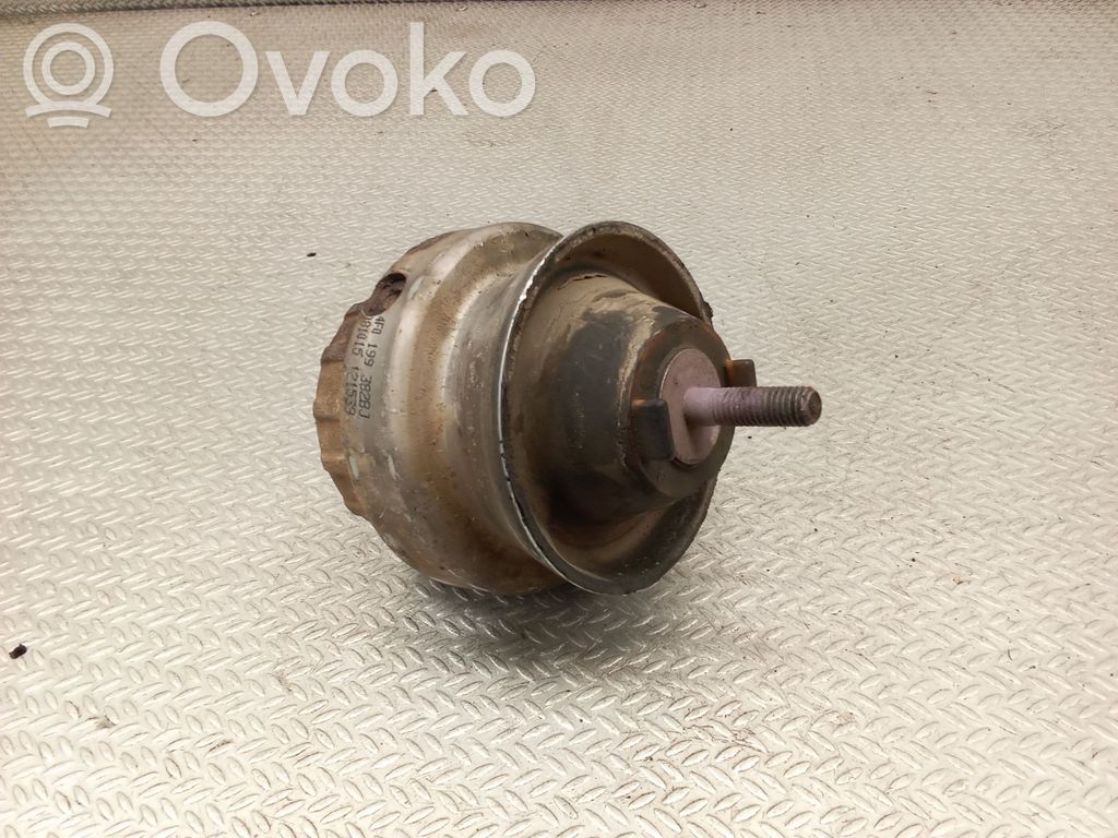 Audi A6 S6 C6 4F Engine mount bracket 