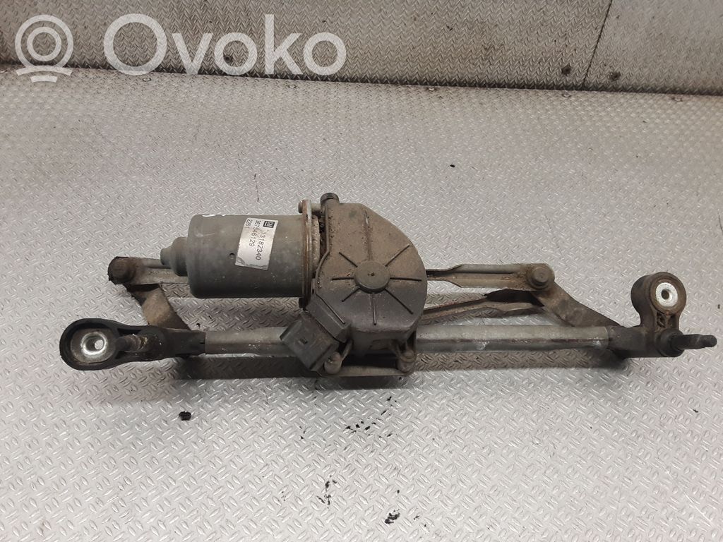 Opel Corsa D Front wiper linkage and motor 