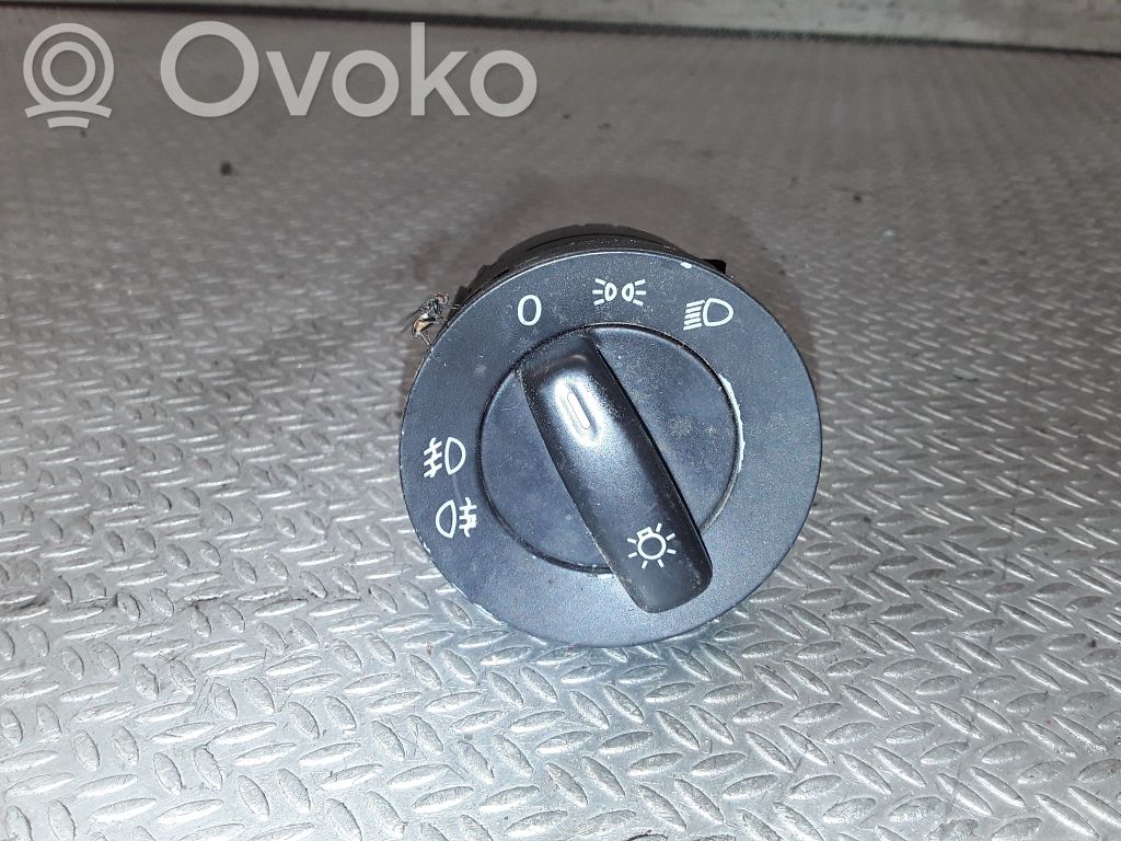 Volkswagen Jetta V Light switch 