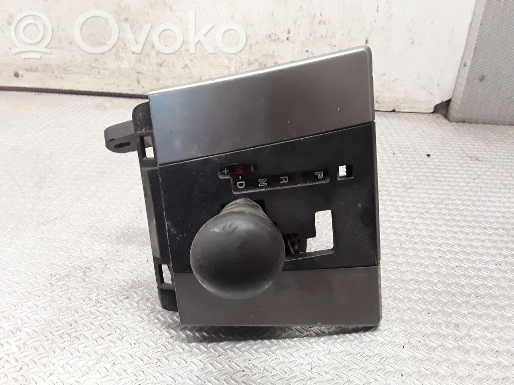 Mazda 5 Gear shifter/selector 