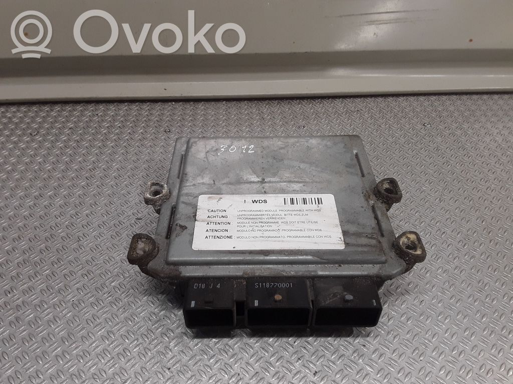 Ford Focus C-MAX Engine control unit/module 
