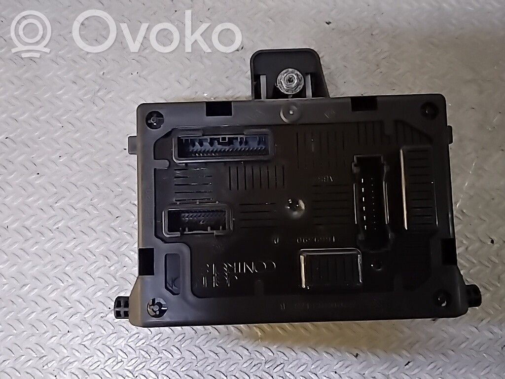 Renault Clio III Comfort/convenience module 