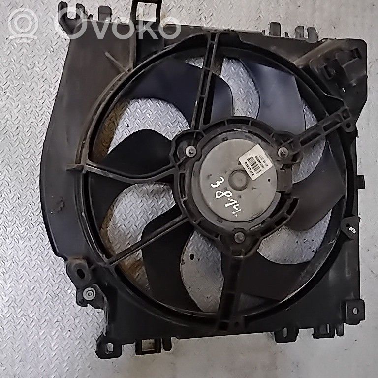 Renault Clio III Elektrisks radiatoru ventilators 