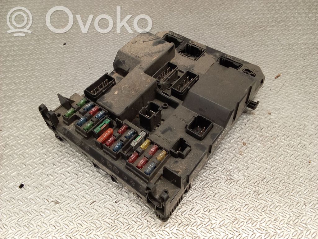 Citroen C5 Fuse module 