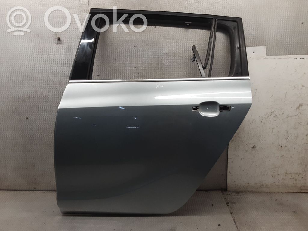 Rear door