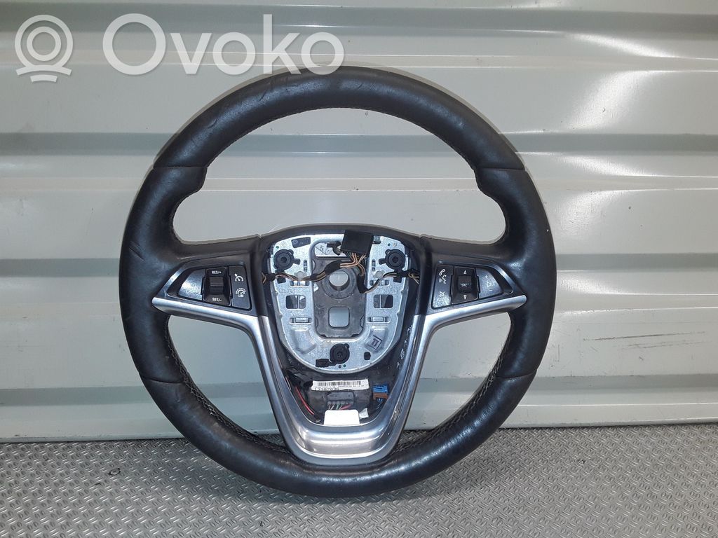 Ohjauspyörä   13387036
