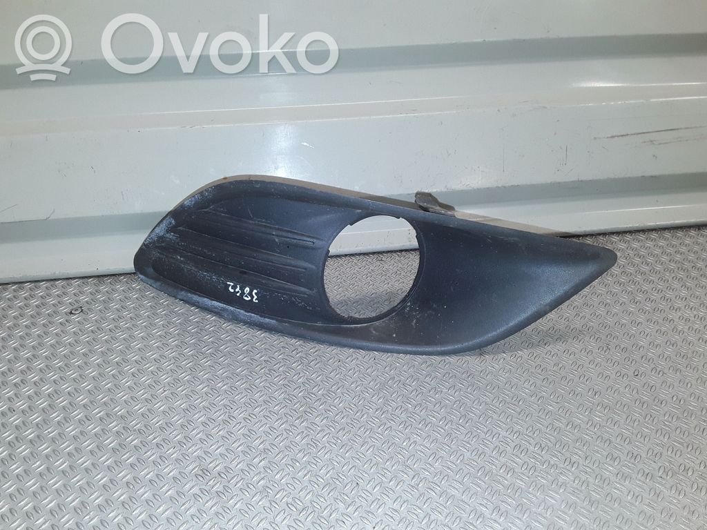 Ford Focus Front fog light trim/grill 