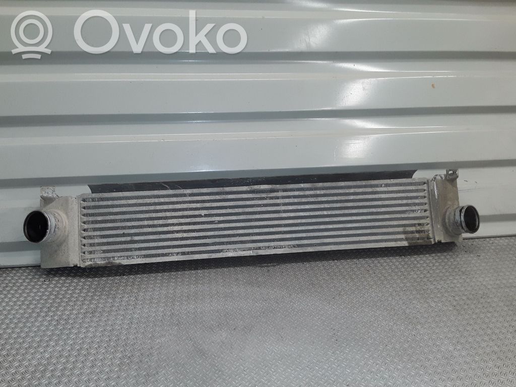 Starpdzesētāja radiators