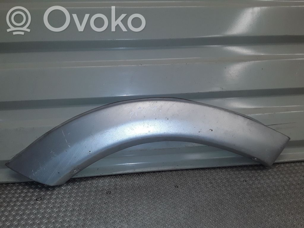 Listwa drzwi tylnych   6106142010