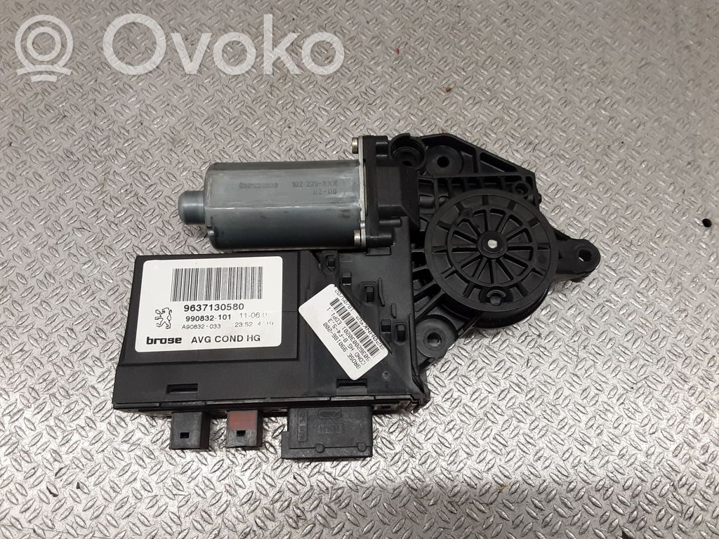 Peugeot 307 Motor del regulador de la ventanilla de la puerta delantera