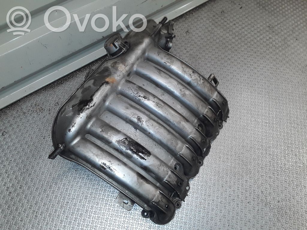Peugeot 607 Kolektorius įsiurbimo 