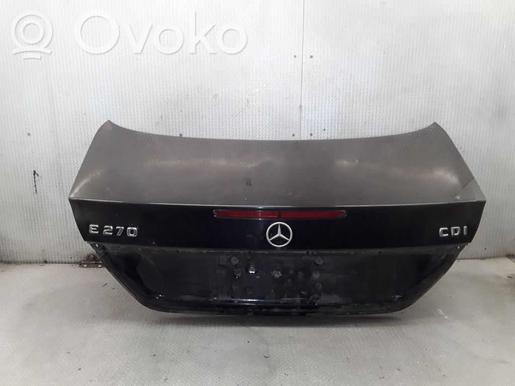 Tailgate/trunk/boot lid