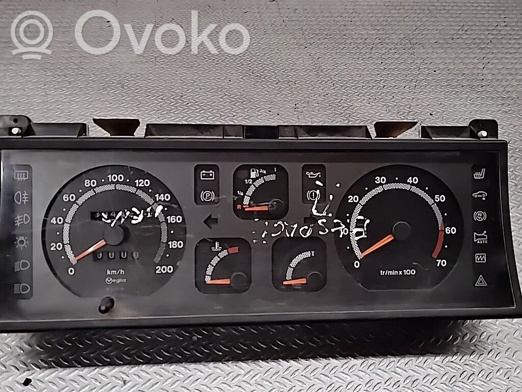 Renault Espace II Speedometer (instrument cluster) 