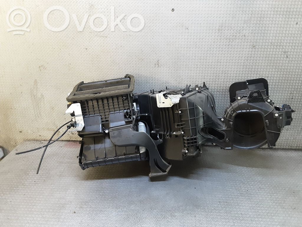 Volkswagen Transporter - Caravelle T5 Nagrzewnica / Komplet