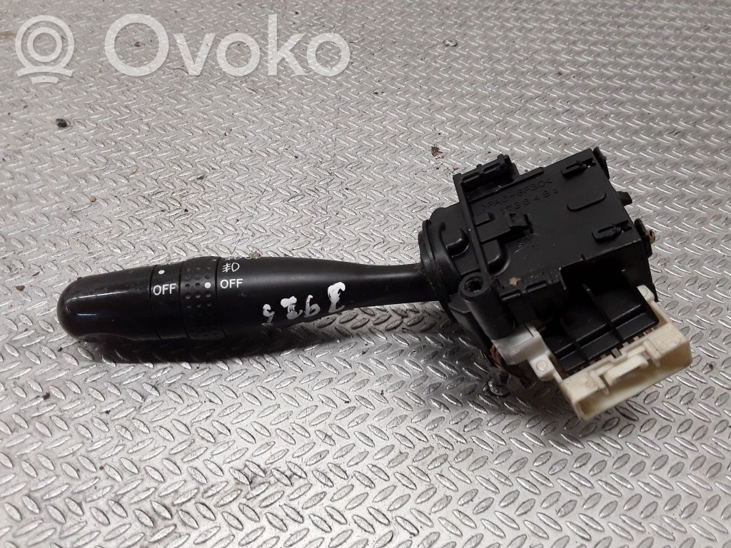 Toyota Corolla E120 E130 Palanca de intermitentes 