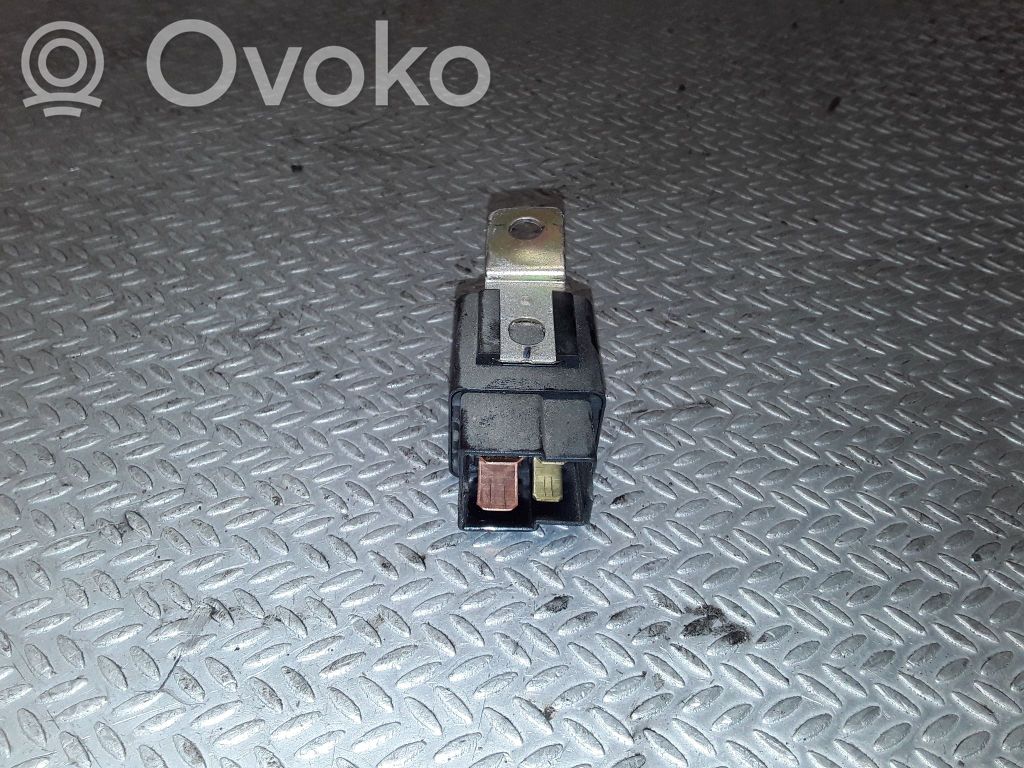 Other relay   E466330130