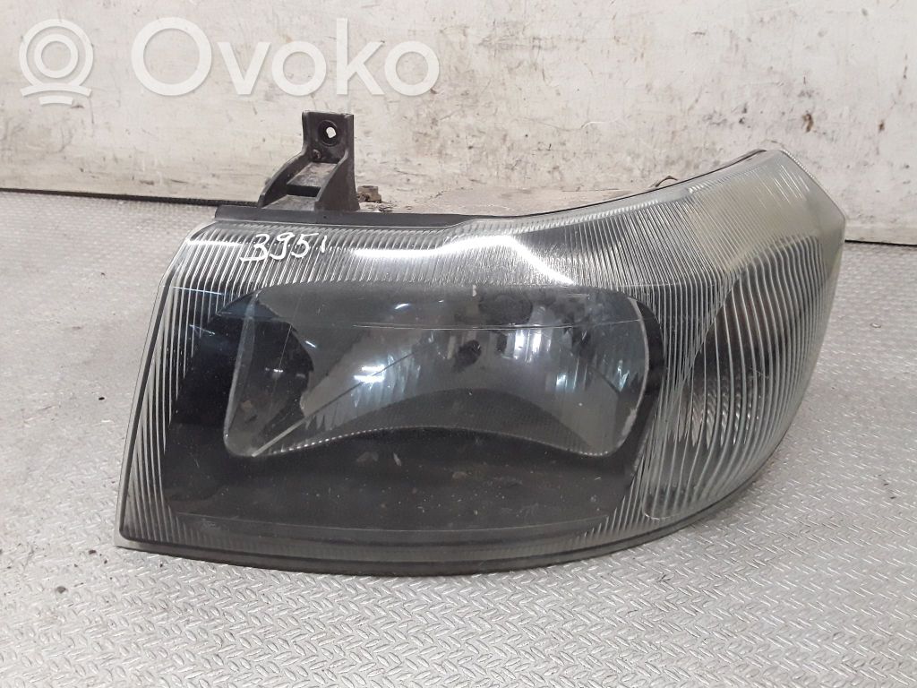 Priekšējais lukturis   YC1513W030