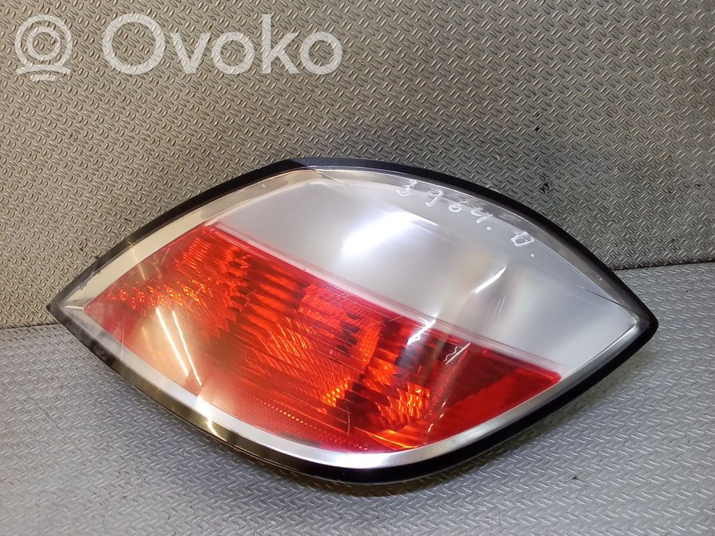 Rear/tail lights