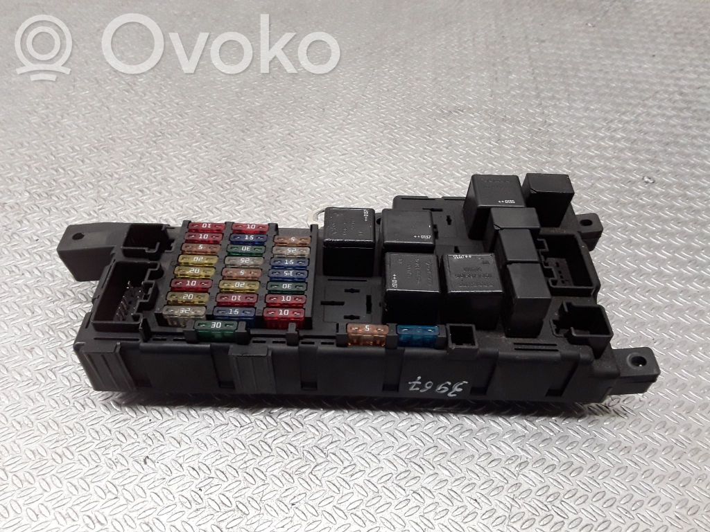 Module de fusibles   8637841