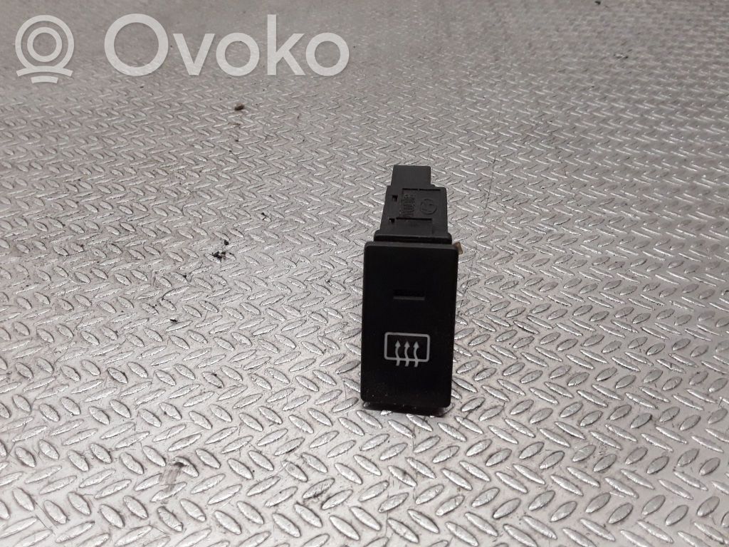 Hyundai Matrix Windscreen/window heater switch 