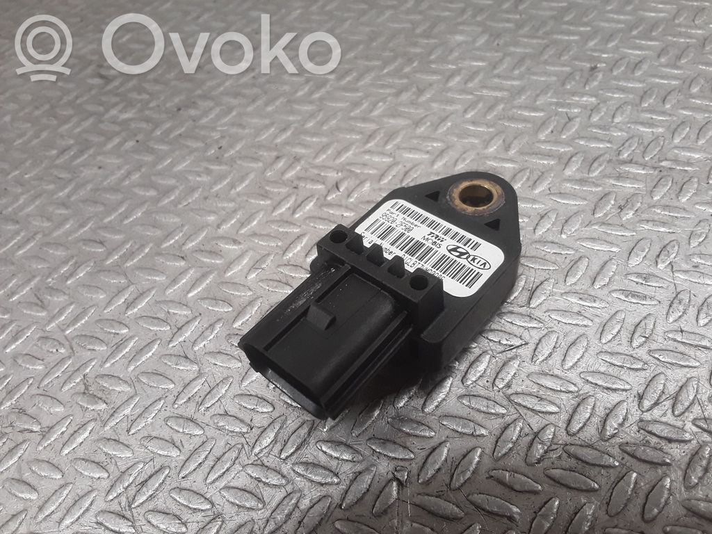 KIA Carnival Airbagsensor Crashsensor Drucksensor 