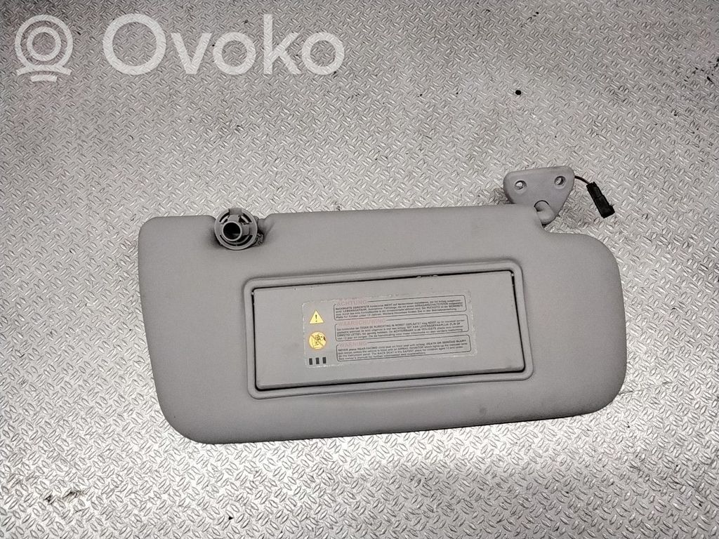 Sun visor