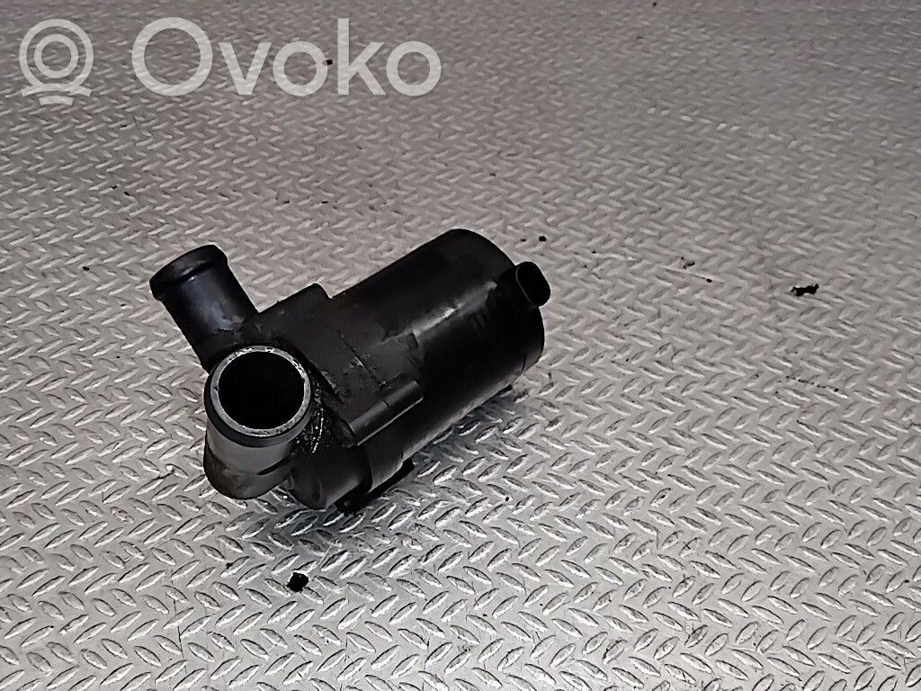 Volvo V60 Sähköinen jäähdytysnesteen apupumppu 