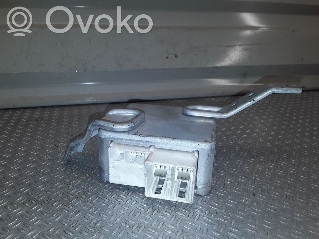Toyota Yaris Unité de commande / calculateur direction assistée 