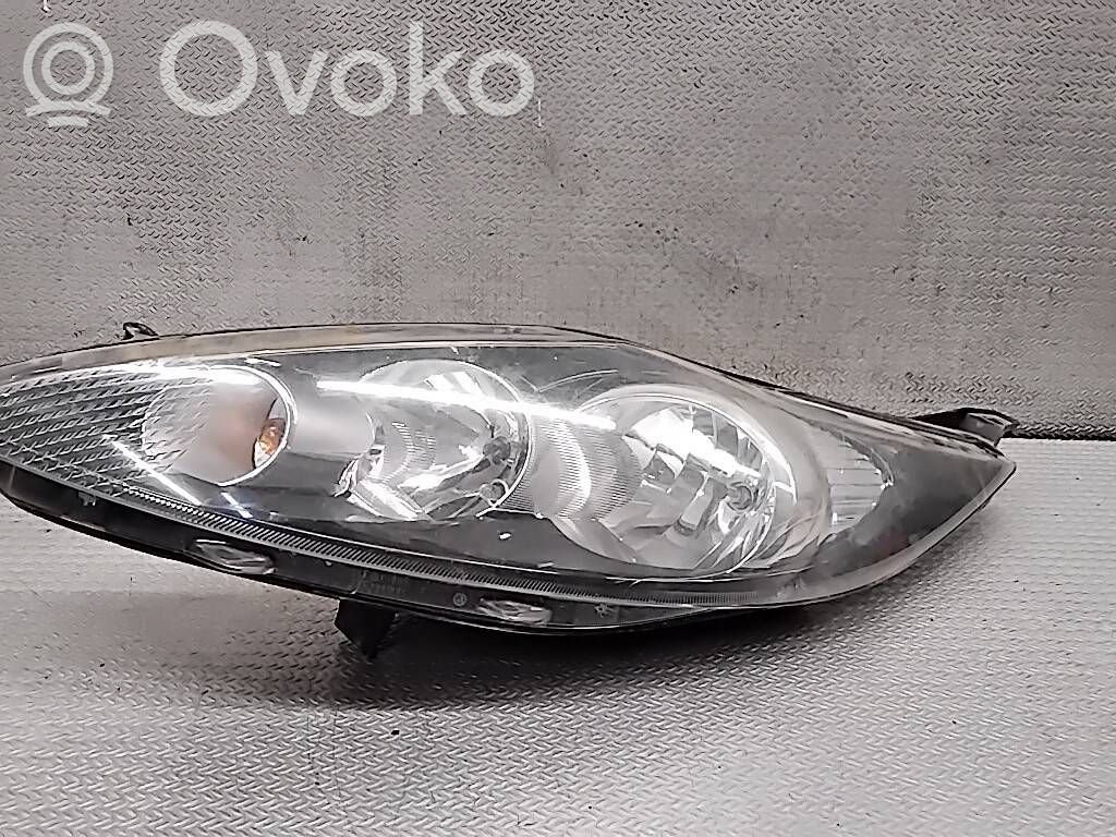 Priekinis žibintas   8A613W030AH
