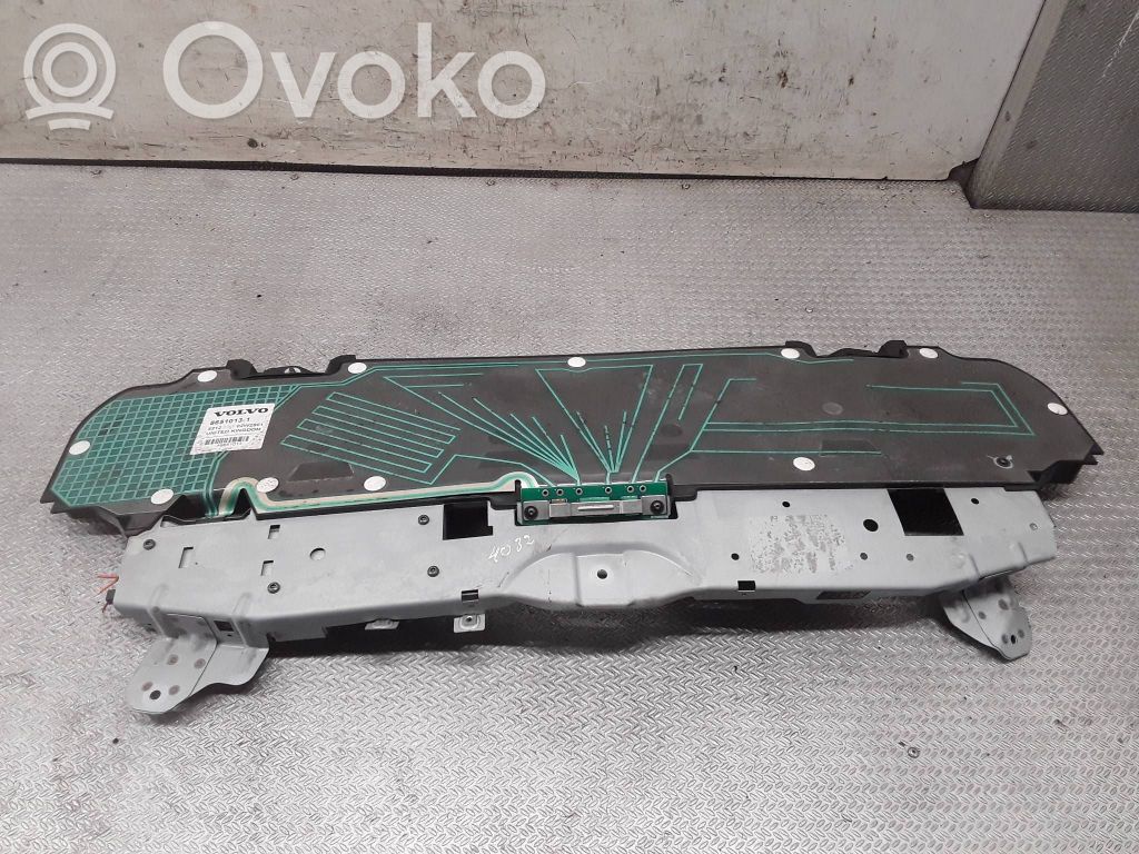 Volvo XC90 GPS-pystyantenni 