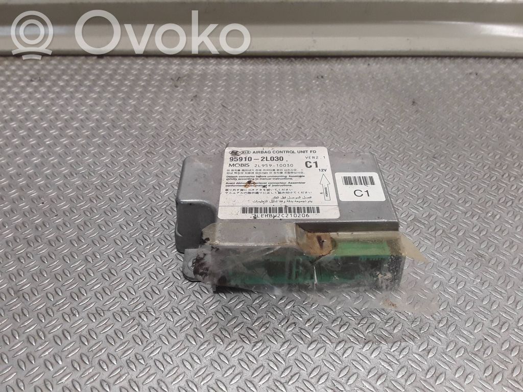 Hyundai i30 Airbag control unit/module 